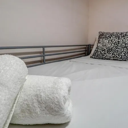 Benet By Hello Homes * סיטגס